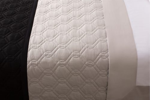 Double-Face Quilted Coverlet: Nero and Ostrica
