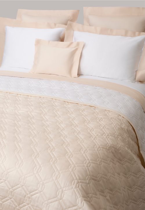 Double-Face Quilted Coverlet: Panna and Bianco - Image 4
