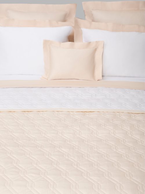 Double-Face Quilted Coverlet: Panna and Bianco - Image 6