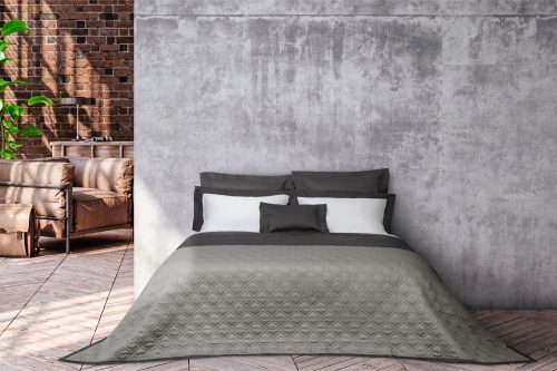 Double-Face Quilted Coverlet: Grisaglia and Estadio - Image 2