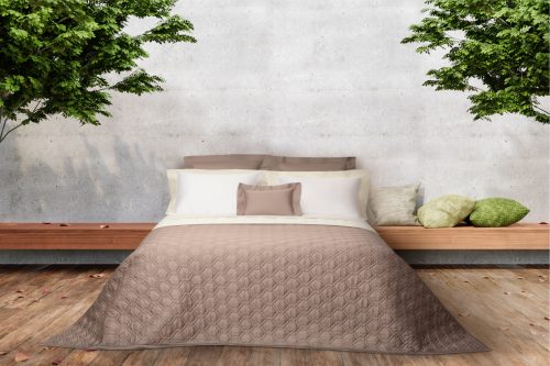 Double-Face Quilted Coverlet: Avario and Prisma - Image 3